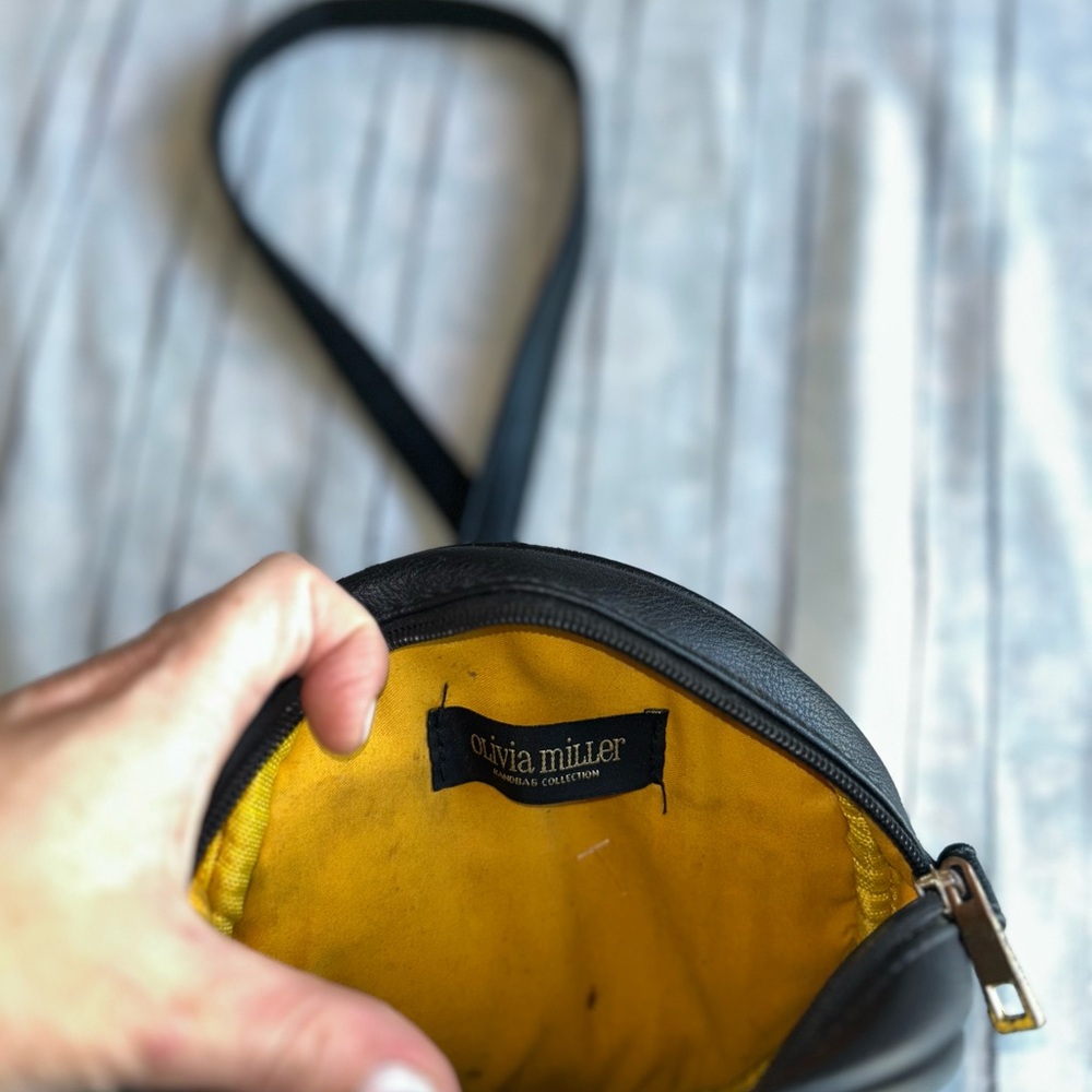Olivia Miller Yellow and black smiley face crossbody bag - Picture 5 of 7